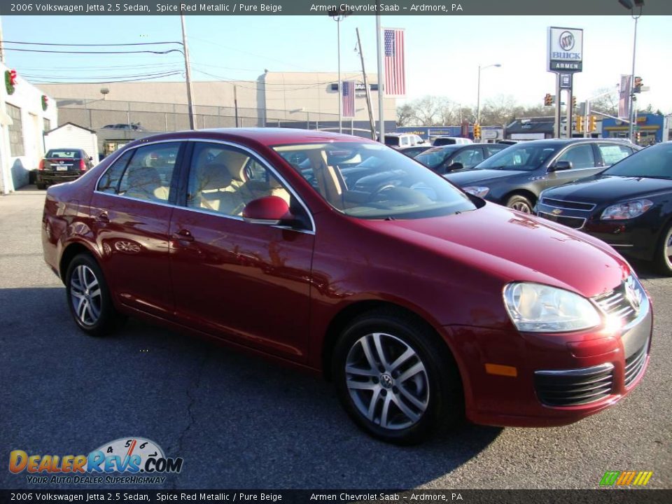 2006 Volkswagen Jetta 2.5 Sedan Spice Red Metallic / Pure Beige Photo #5