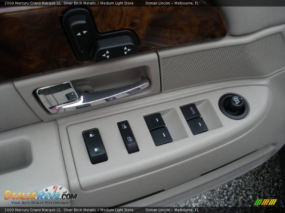 2009 Mercury Grand Marquis LS Silver Birch Metallic / Medium Light Stone Photo #11