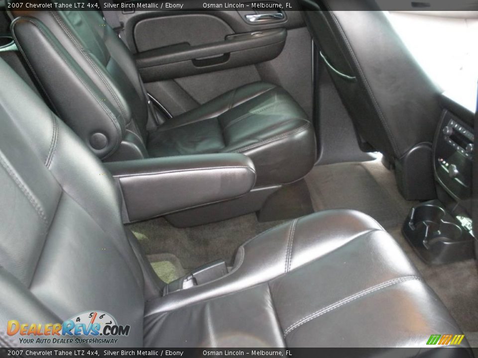2007 Chevrolet Tahoe LTZ 4x4 Silver Birch Metallic / Ebony Photo #13