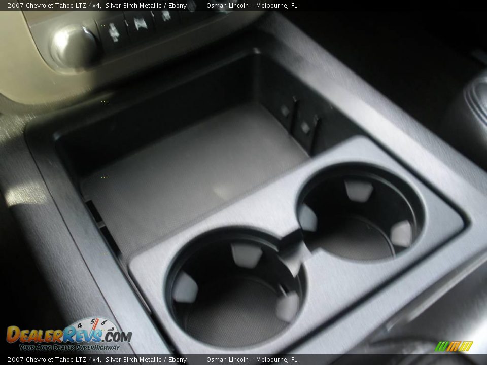 2007 Chevrolet Tahoe LTZ 4x4 Silver Birch Metallic / Ebony Photo #26