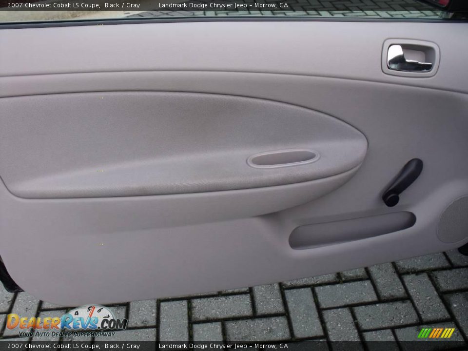 2007 Chevrolet Cobalt LS Coupe Black / Gray Photo #11