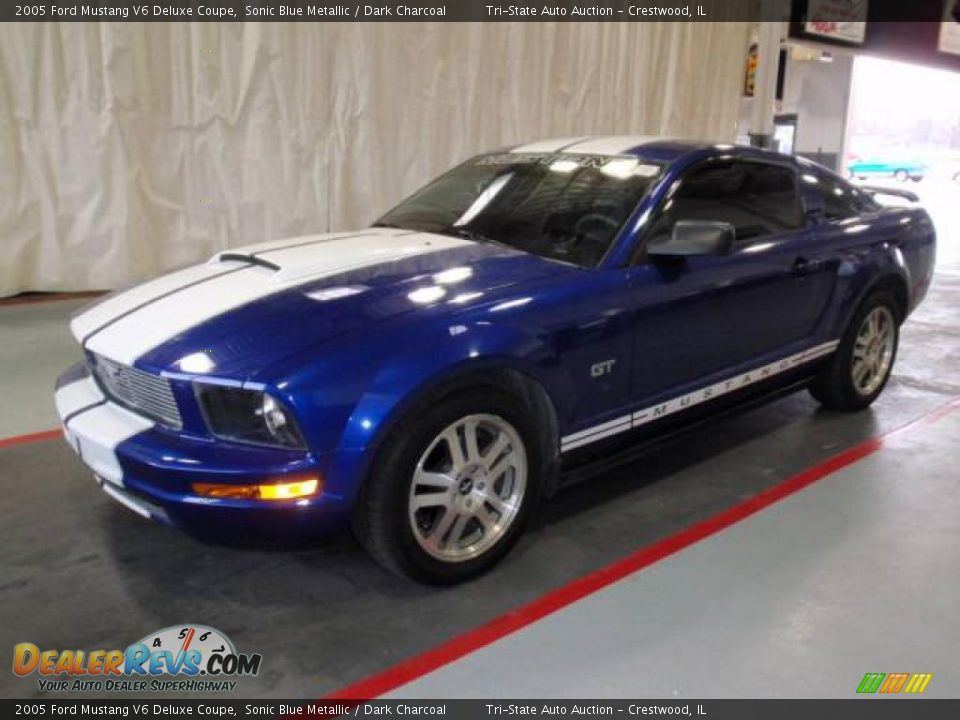 2005 Ford Mustang V6 Deluxe Coupe Sonic Blue Metallic / Dark Charcoal Photo #1