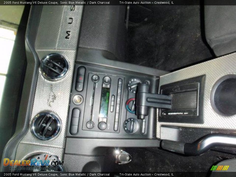2005 Ford Mustang V6 Deluxe Coupe Sonic Blue Metallic / Dark Charcoal Photo #15