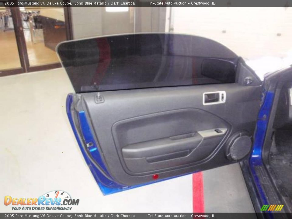 2005 Ford Mustang V6 Deluxe Coupe Sonic Blue Metallic / Dark Charcoal Photo #17