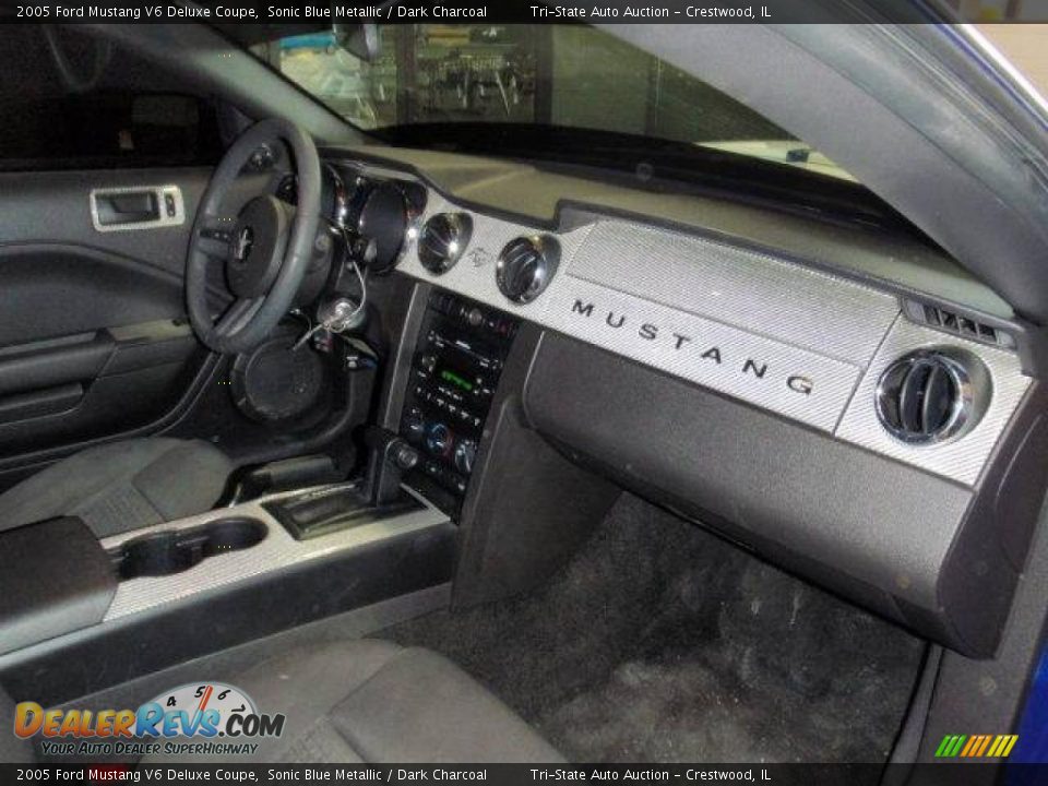 2005 Ford Mustang V6 Deluxe Coupe Sonic Blue Metallic / Dark Charcoal Photo #21