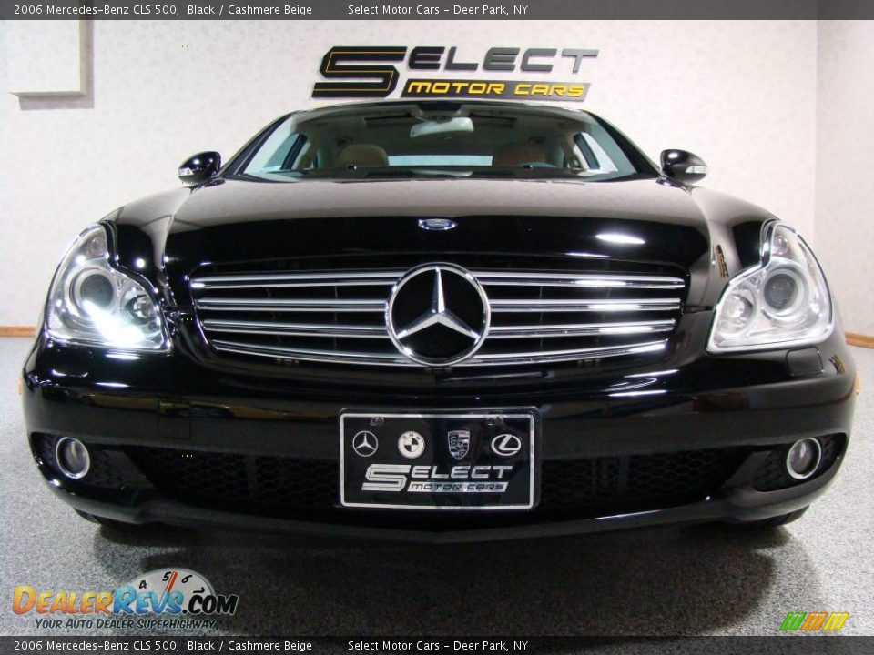 2006 Mercedes-Benz CLS 500 Black / Cashmere Beige Photo #2