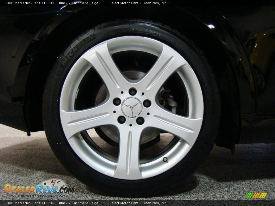 2006 Mercedes-Benz CLS 500 Black / Cashmere Beige Photo #6