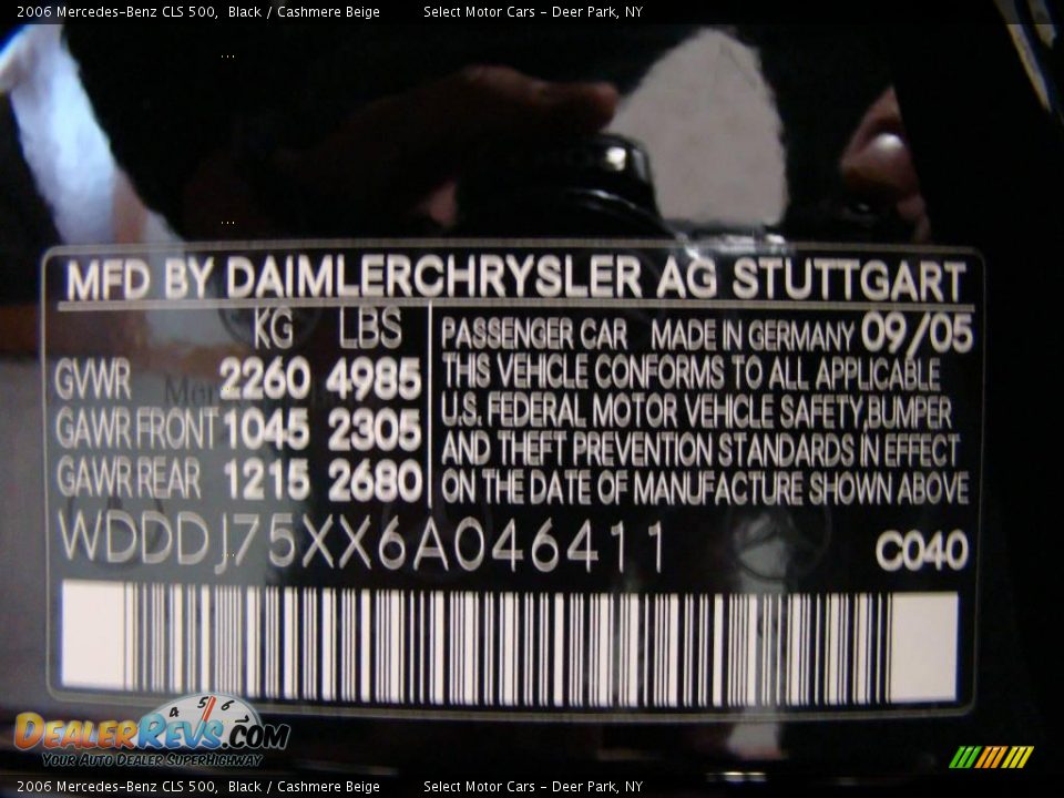 2006 Mercedes-Benz CLS 500 Black / Cashmere Beige Photo #15