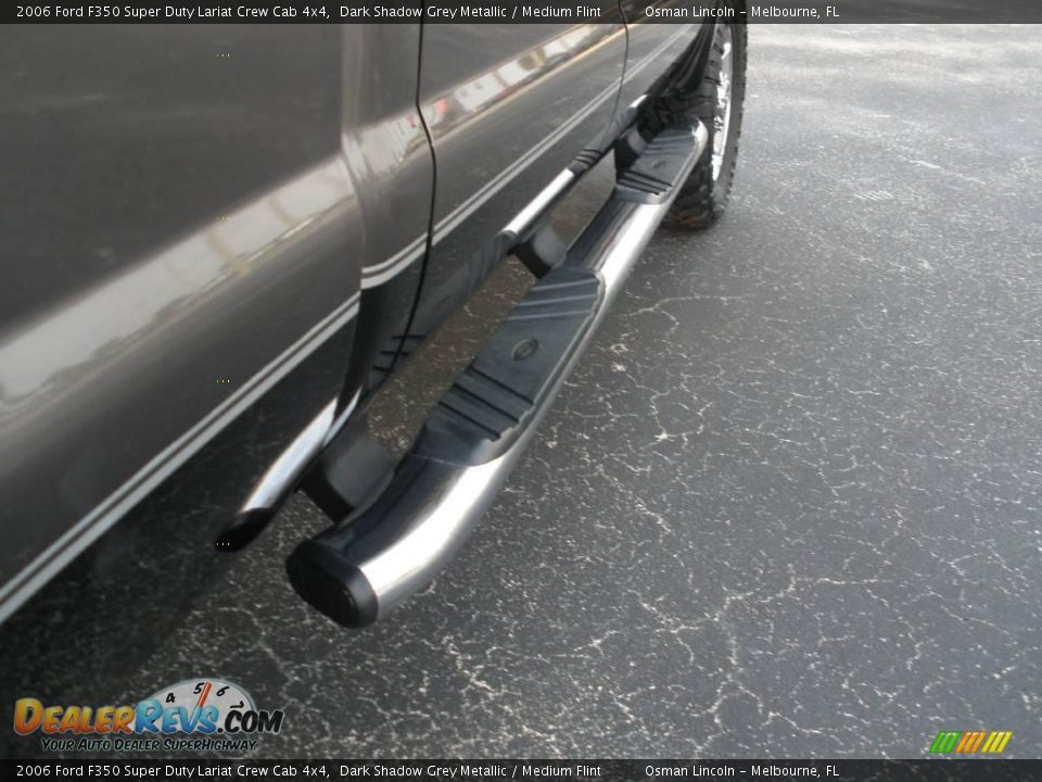 2006 Ford F350 Super Duty Lariat Crew Cab 4x4 Dark Shadow Grey Metallic / Medium Flint Photo #9