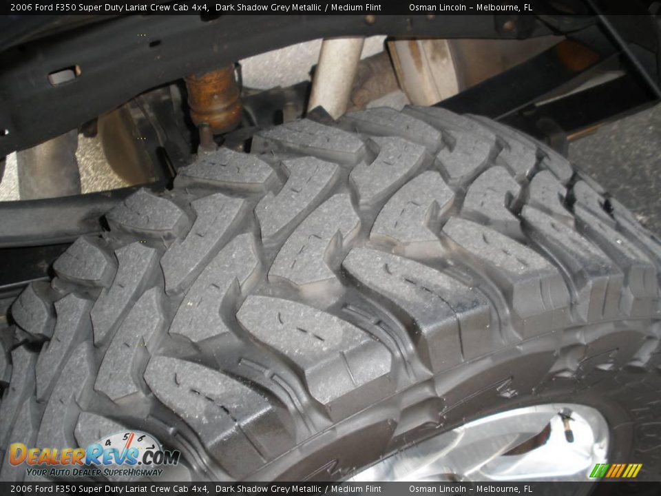2006 Ford F350 Super Duty Lariat Crew Cab 4x4 Dark Shadow Grey Metallic / Medium Flint Photo #11