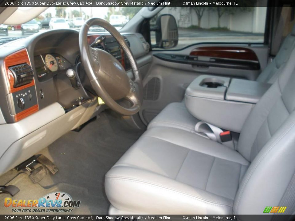 2006 Ford F350 Super Duty Lariat Crew Cab 4x4 Dark Shadow Grey Metallic / Medium Flint Photo #13