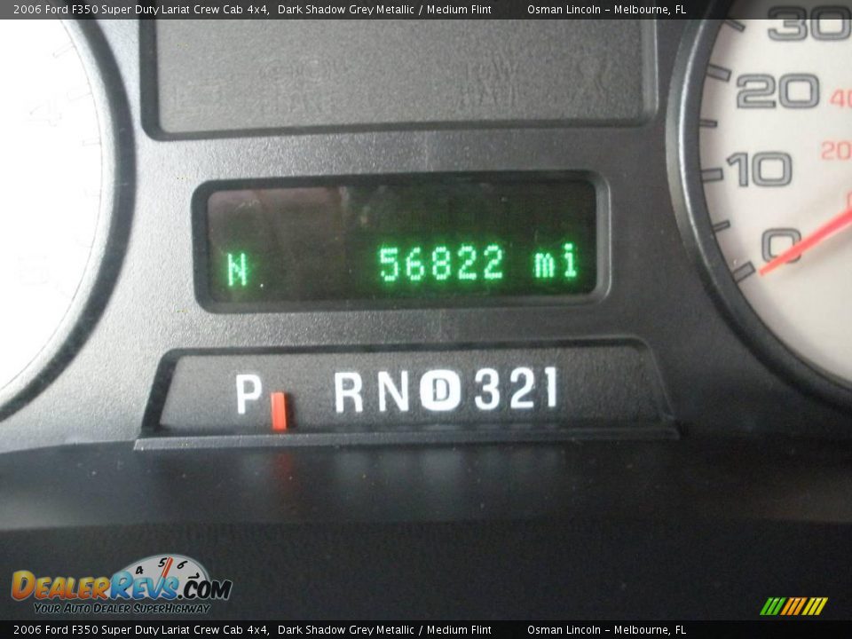 2006 Ford F350 Super Duty Lariat Crew Cab 4x4 Dark Shadow Grey Metallic / Medium Flint Photo #17