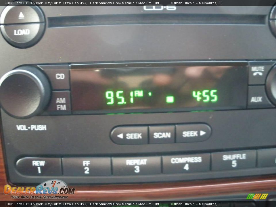 2006 Ford F350 Super Duty Lariat Crew Cab 4x4 Dark Shadow Grey Metallic / Medium Flint Photo #19