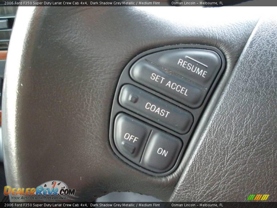 2006 Ford F350 Super Duty Lariat Crew Cab 4x4 Dark Shadow Grey Metallic / Medium Flint Photo #24
