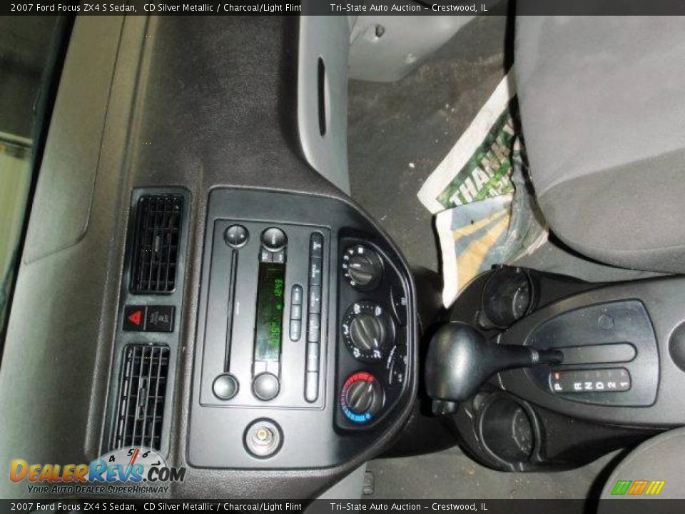 2007 Ford Focus ZX4 S Sedan CD Silver Metallic / Charcoal/Light Flint Photo #4