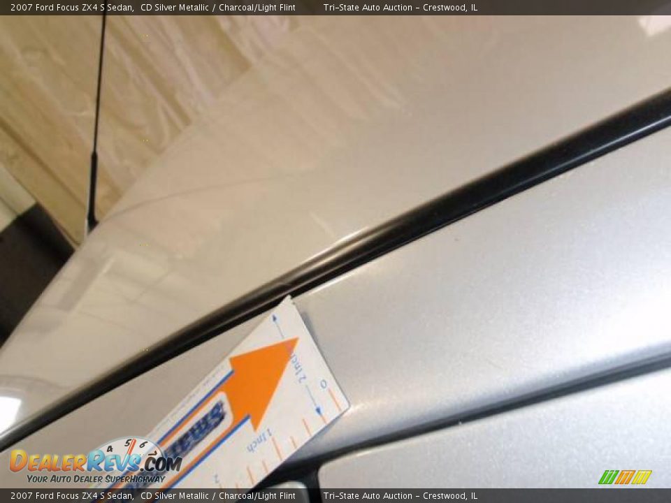 2007 Ford Focus ZX4 S Sedan CD Silver Metallic / Charcoal/Light Flint Photo #19