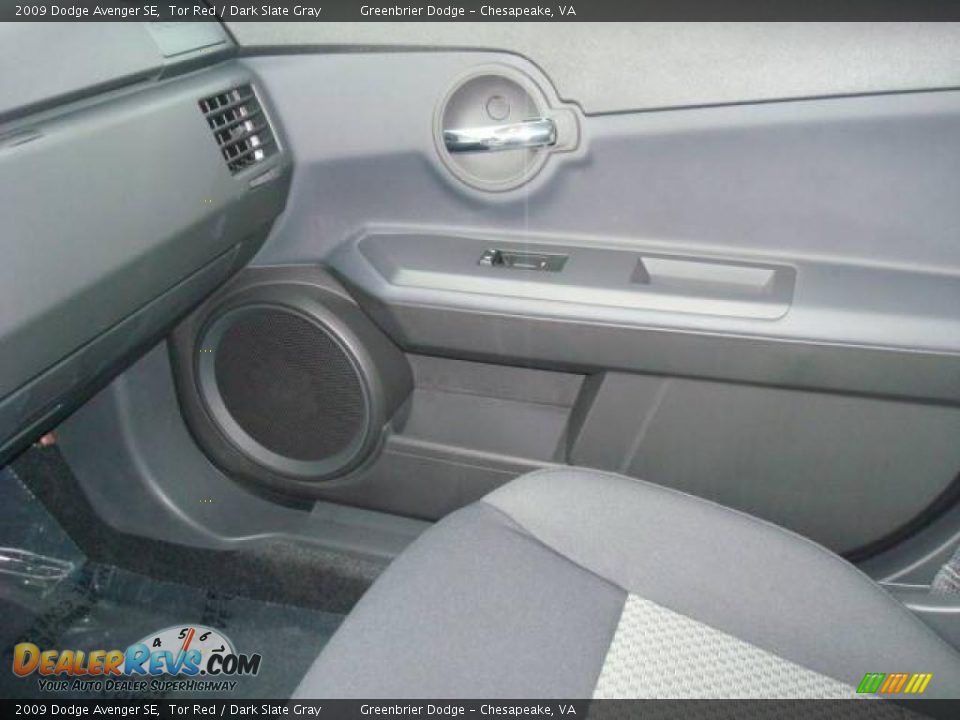 2009 Dodge Avenger SE Tor Red / Dark Slate Gray Photo #16
