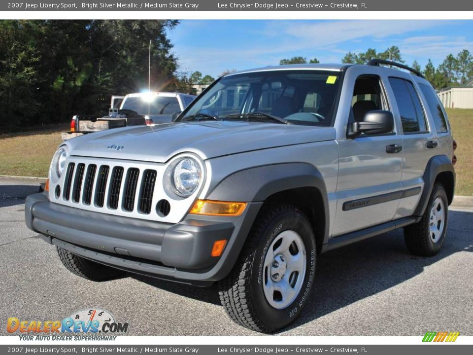2007 Jeep Liberty Sport Bright Silver Metallic / Medium Slate Gray Photo #1