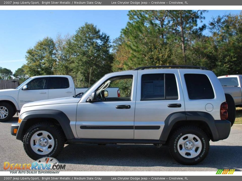 2007 Jeep Liberty Sport Bright Silver Metallic / Medium Slate Gray Photo #2