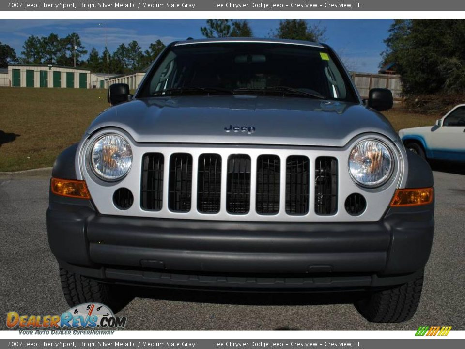 2007 Jeep Liberty Sport Bright Silver Metallic / Medium Slate Gray Photo #8