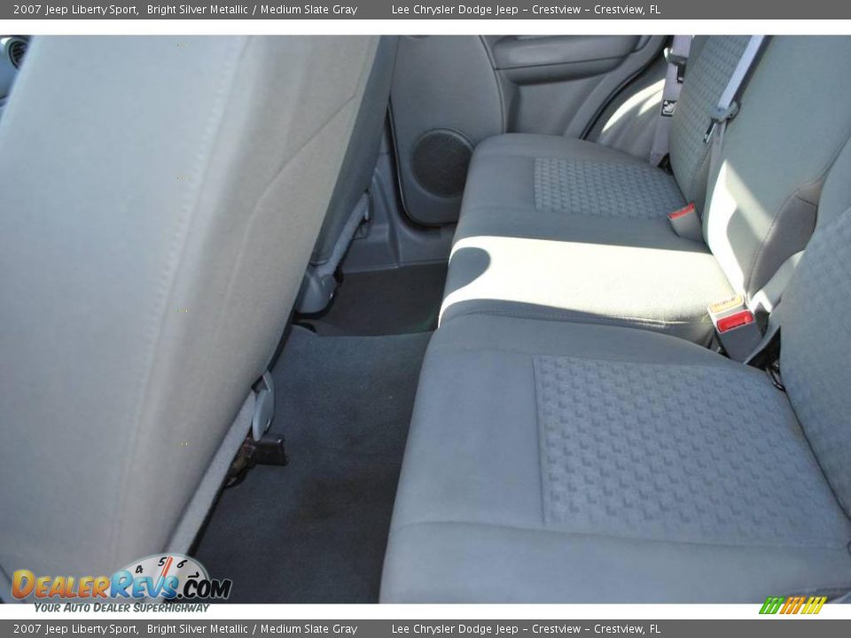 2007 Jeep Liberty Sport Bright Silver Metallic / Medium Slate Gray Photo #22