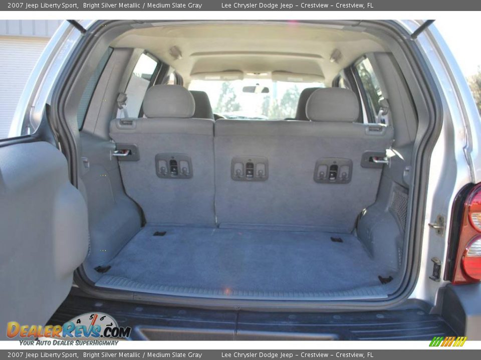 2007 Jeep Liberty Sport Bright Silver Metallic / Medium Slate Gray Photo #24