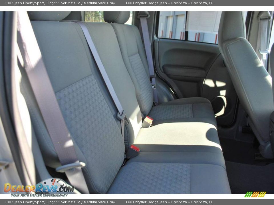2007 Jeep Liberty Sport Bright Silver Metallic / Medium Slate Gray Photo #25