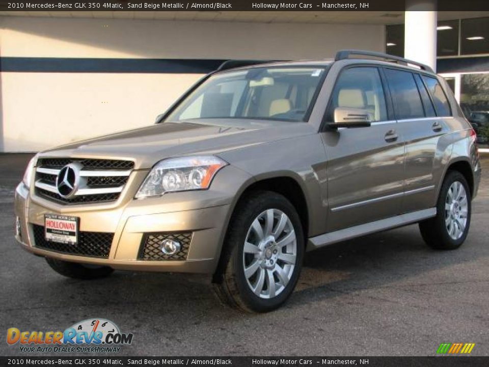 2010 Mercedes-Benz GLK 350 4Matic Sand Beige Metallic / Almond/Black Photo #1