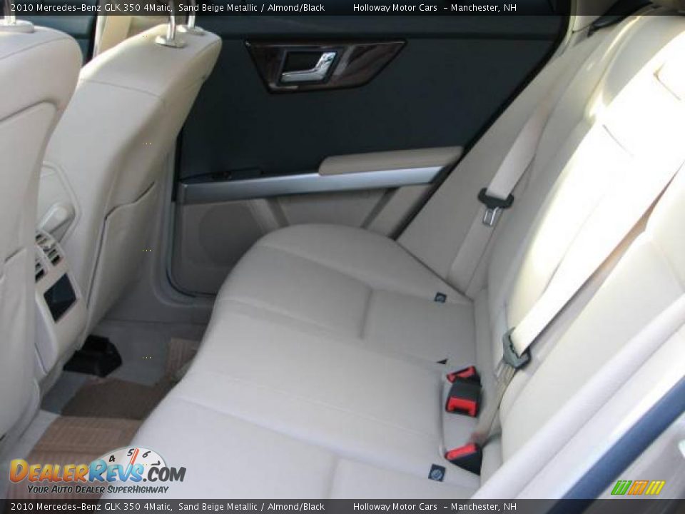 2010 Mercedes-Benz GLK 350 4Matic Sand Beige Metallic / Almond/Black Photo #5