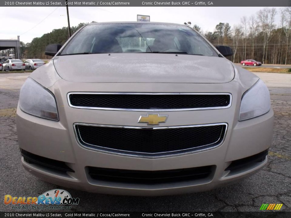 2010 Chevrolet Malibu LS Sedan Gold Mist Metallic / Cocoa/Cashmere Photo #8