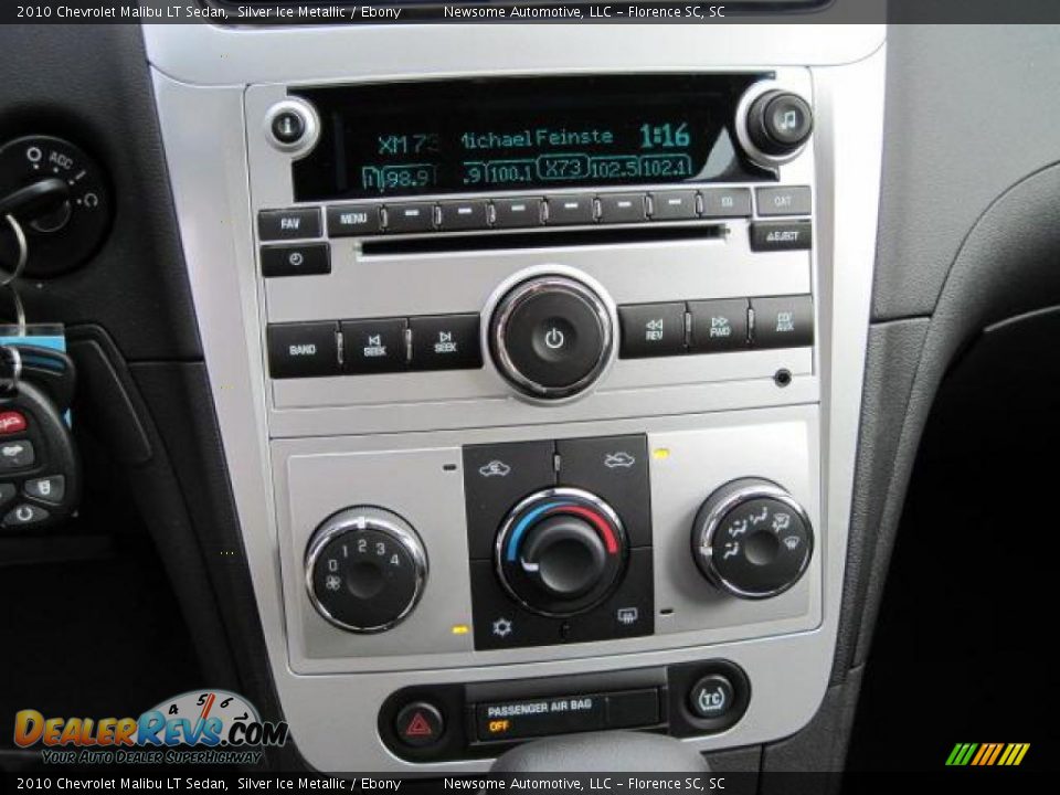 2010 Chevrolet Malibu LT Sedan Silver Ice Metallic / Ebony Photo #5