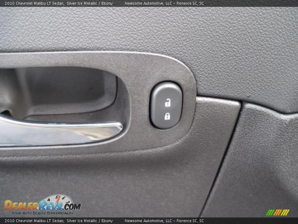 2010 Chevrolet Malibu LT Sedan Silver Ice Metallic / Ebony Photo #9