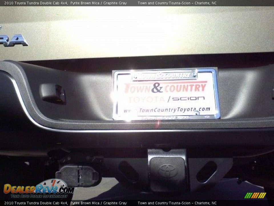 2010 Toyota Tundra Double Cab 4x4 Pyrite Brown Mica / Graphite Gray Photo #16