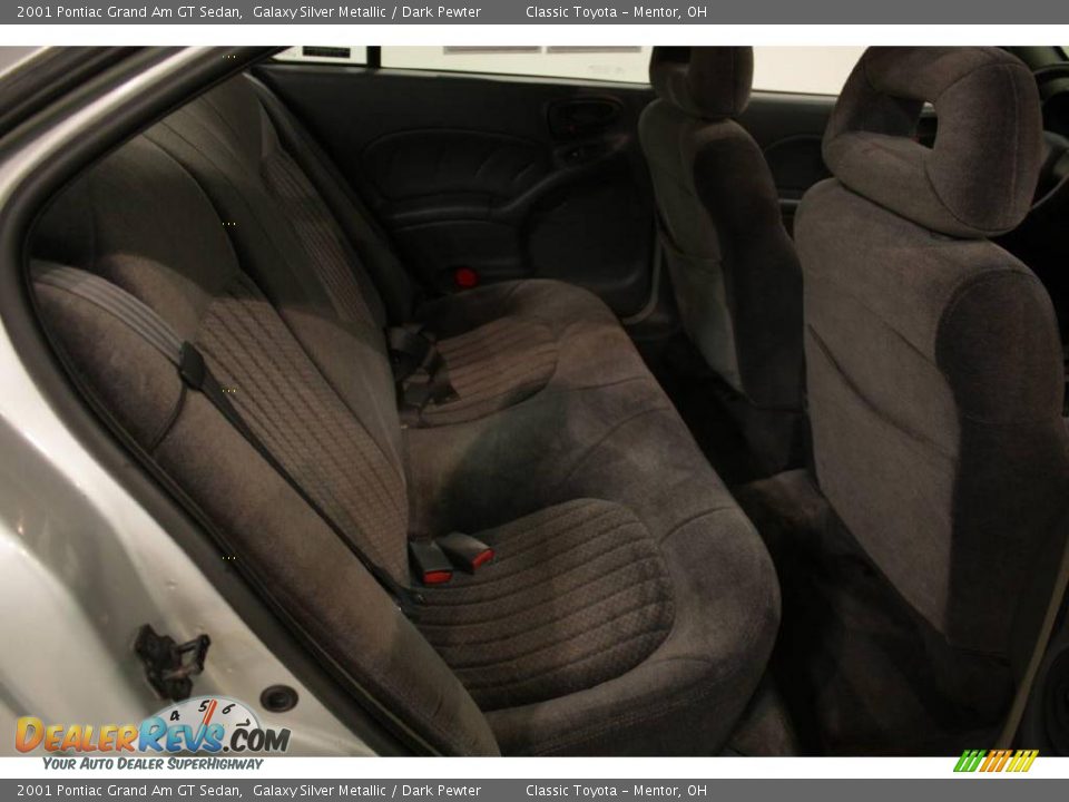 2001 Pontiac Grand Am GT Sedan Galaxy Silver Metallic / Dark Pewter Photo #16