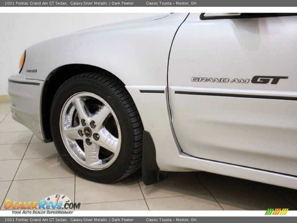 2001 Pontiac Grand Am GT Sedan Galaxy Silver Metallic / Dark Pewter Photo #20