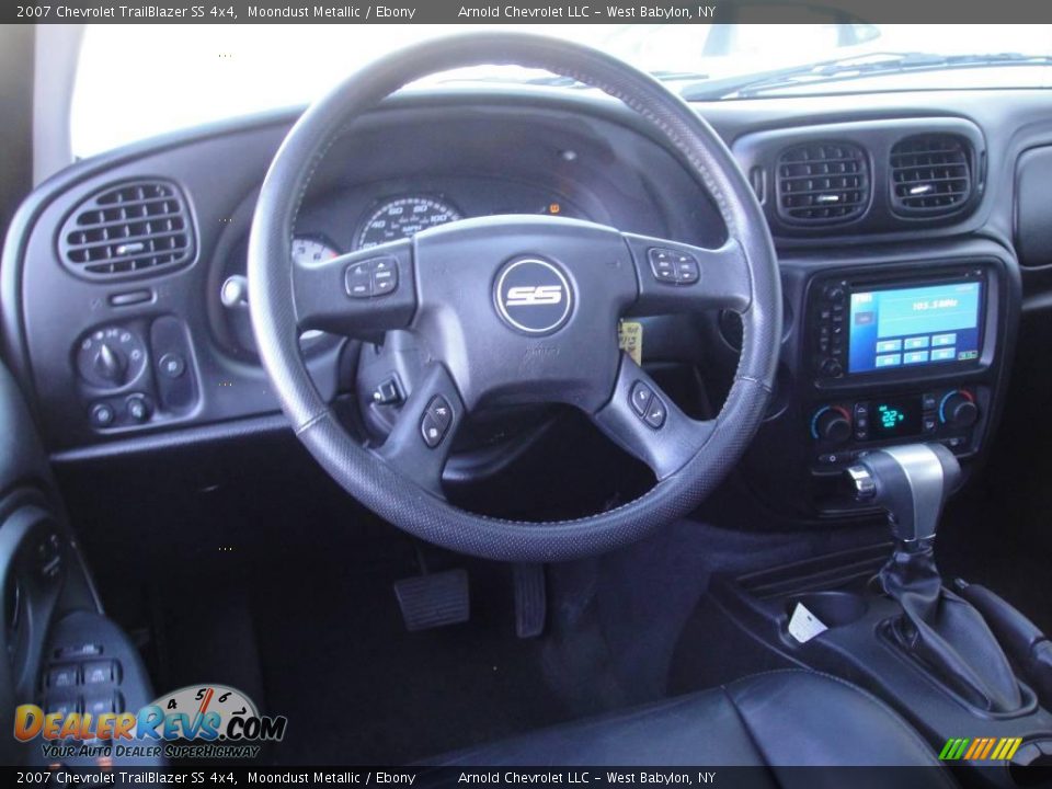 2007 Chevrolet TrailBlazer SS 4x4 Moondust Metallic / Ebony Photo #11