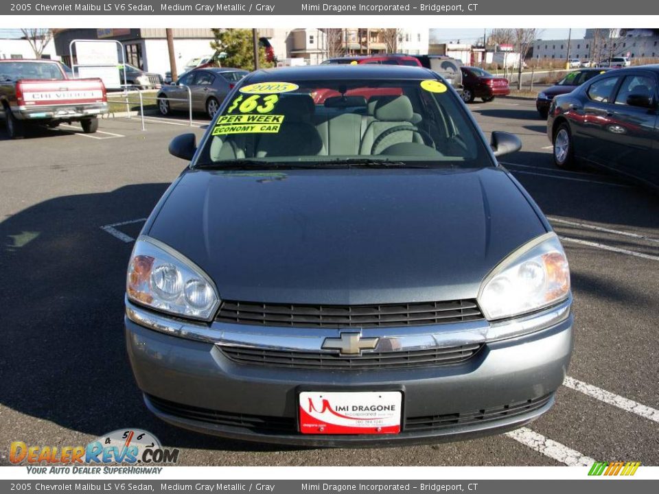 2005 Chevrolet Malibu LS V6 Sedan Medium Gray Metallic / Gray Photo #2