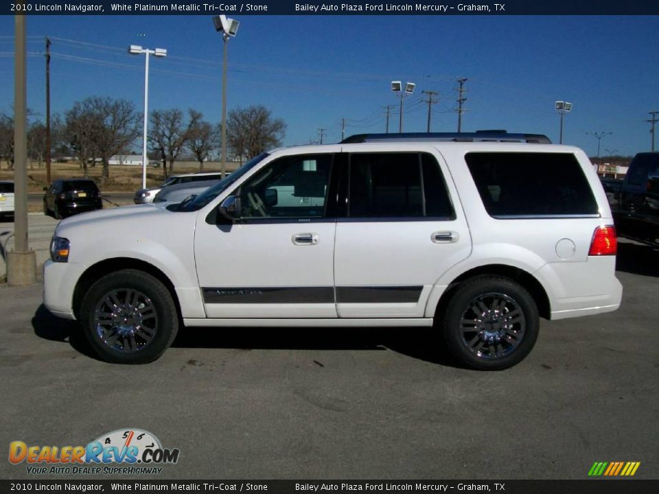 2010 Lincoln Navigator White Platinum Metallic Tri-Coat / Stone Photo #2