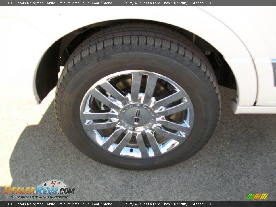 2010 Lincoln Navigator White Platinum Metallic Tri-Coat / Stone Photo #11