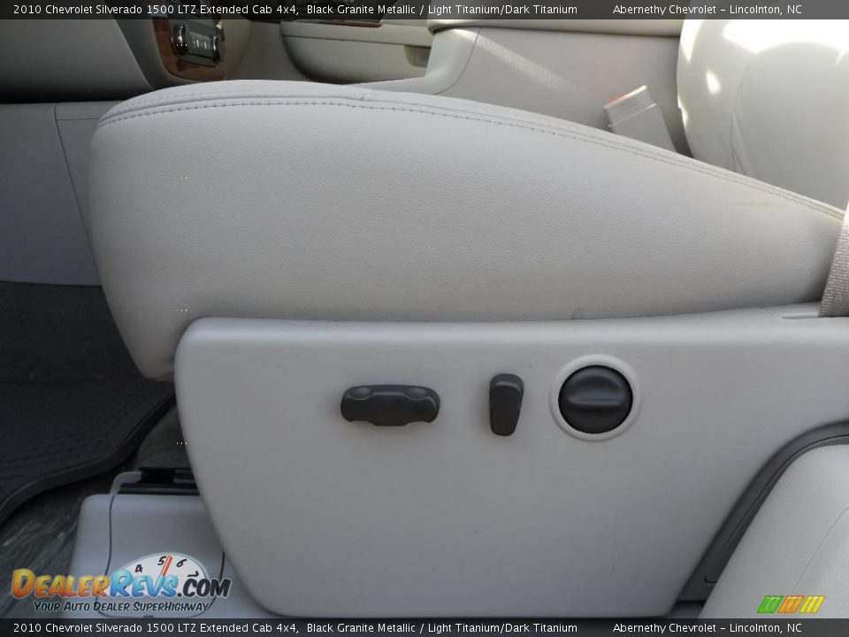2010 Chevrolet Silverado 1500 LTZ Extended Cab 4x4 Black Granite Metallic / Light Titanium/Dark Titanium Photo #10