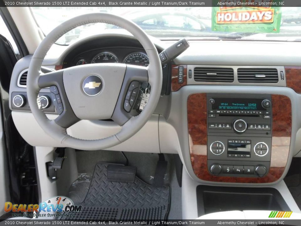 2010 Chevrolet Silverado 1500 LTZ Extended Cab 4x4 Black Granite Metallic / Light Titanium/Dark Titanium Photo #21