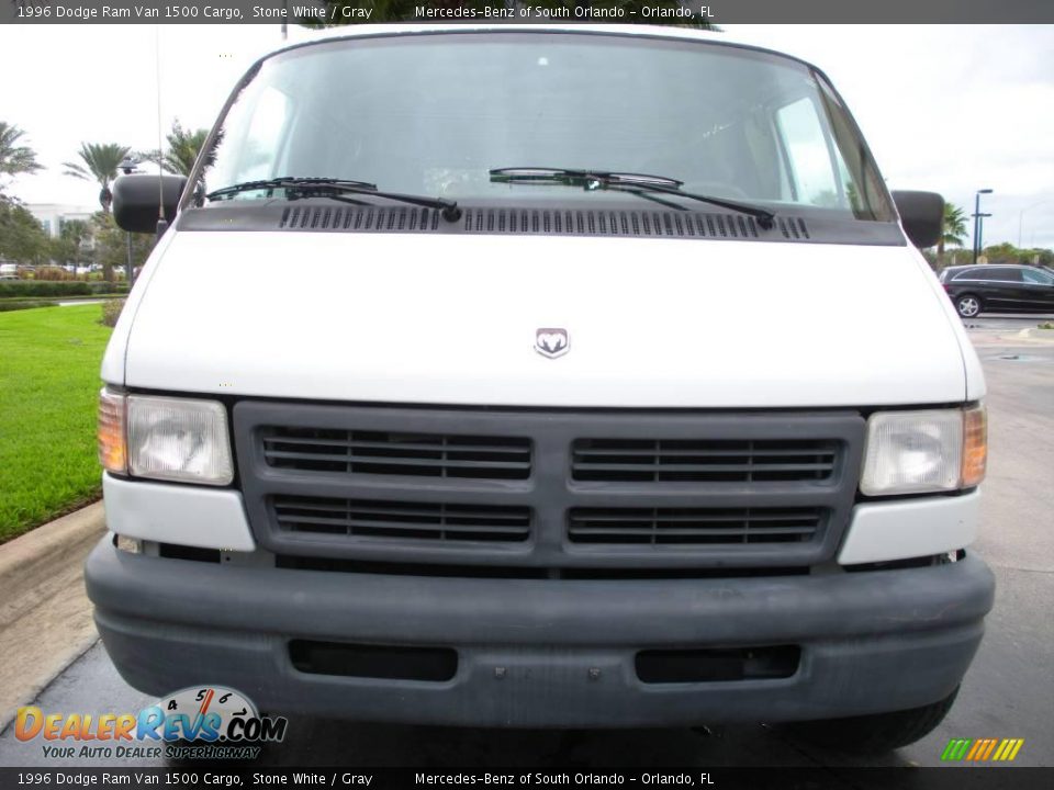 1996 Dodge Ram Van 1500 Cargo Stone White / Gray Photo #3