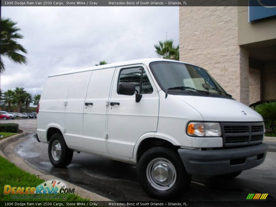 1996 Dodge Ram Van 1500 Cargo Stone White / Gray Photo #4