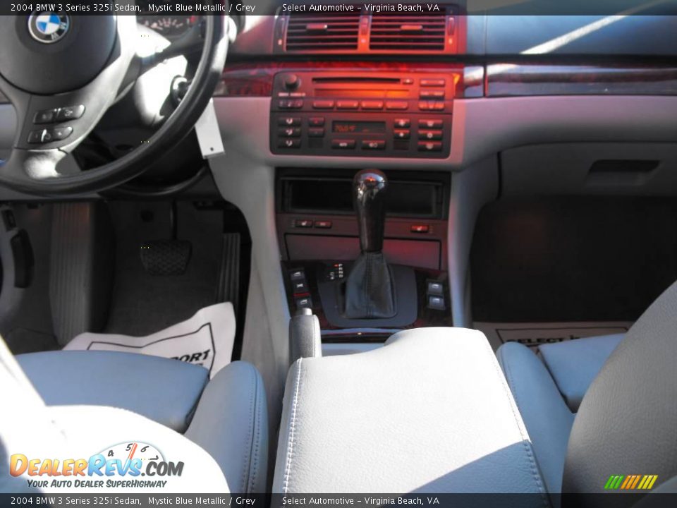 2004 BMW 3 Series 325i Sedan Mystic Blue Metallic / Grey Photo #14