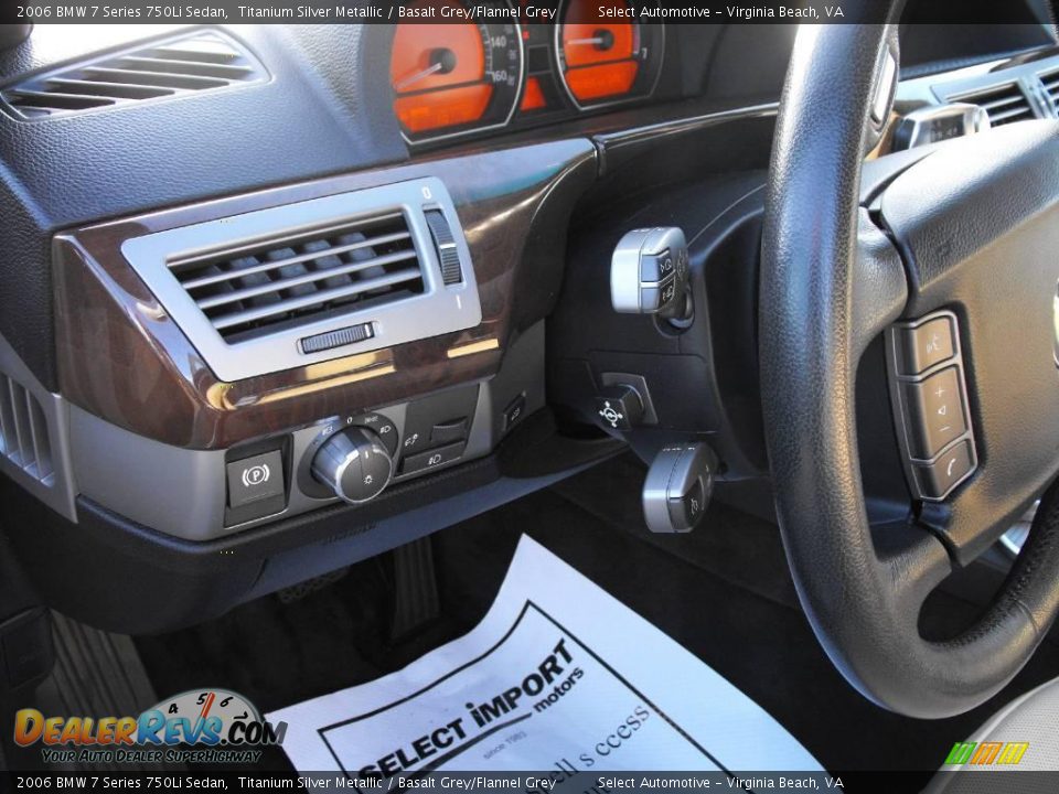 2006 BMW 7 Series 750Li Sedan Titanium Silver Metallic / Basalt Grey/Flannel Grey Photo #10