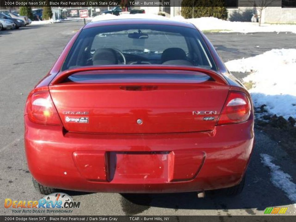 2004 Dodge Neon SXT Blaze Red Pearlcoat / Dark Slate Gray Photo #5