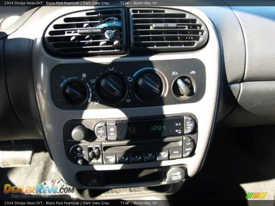 2004 Dodge Neon SXT Blaze Red Pearlcoat / Dark Slate Gray Photo #11