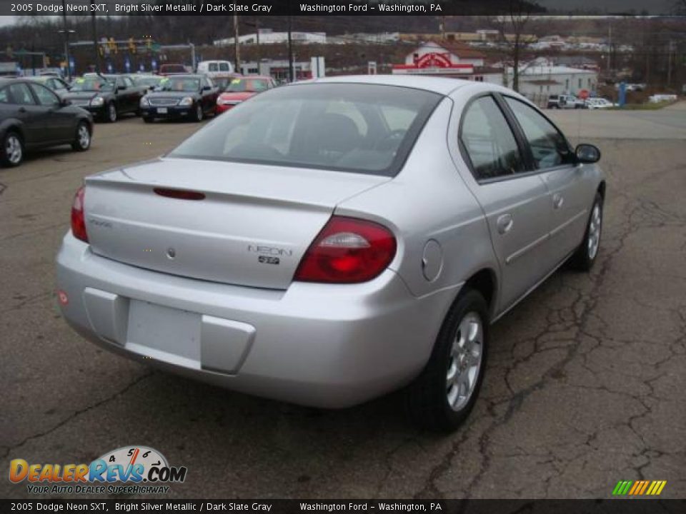 2005 Dodge Neon SXT Bright Silver Metallic / Dark Slate Gray Photo #4