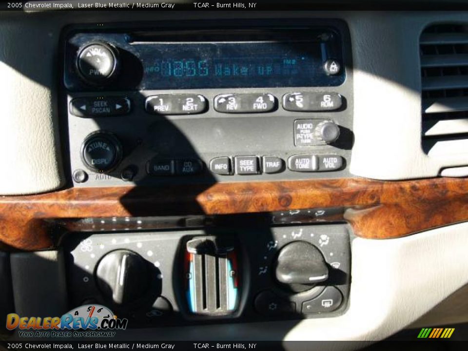 2005 Chevrolet Impala Laser Blue Metallic / Medium Gray Photo #11