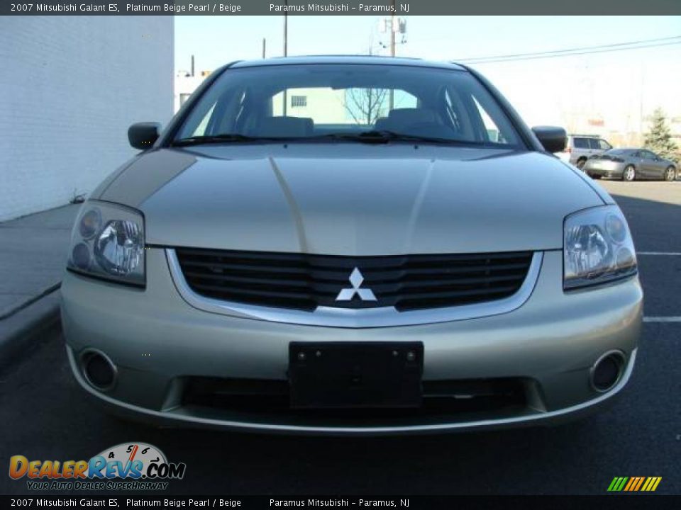 2007 Mitsubishi Galant ES Platinum Beige Pearl / Beige Photo #2